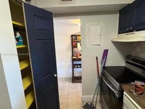 10431 N Kendall Dr D204, Miami FL 33176