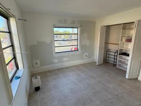 10431 N Kendall Dr D204, Miami FL 33176