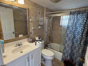 10431 N Kendall Dr D204, Miami FL 33176