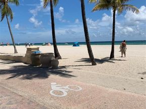 322 Taylor St 2D, Hollywood FL 33019