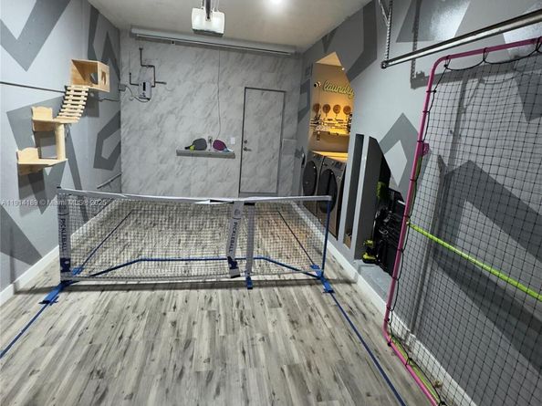 3645 Valais Dr, Hollywood FL 33021