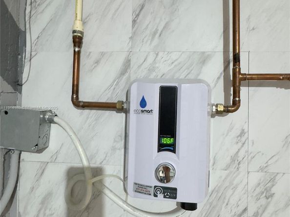 3645 Valais Dr, Hollywood FL 33021