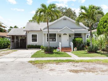2946 SW 26th St