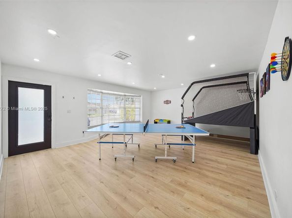 2761 SW 92nd Pl, Miami FL 33165