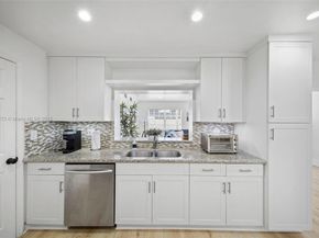 2761 SW 92nd Pl, Miami FL 33165