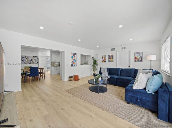 2761 SW 92nd Pl, Miami FL 33165