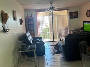 2840 Somerset Dr 400M, Lauderdale Lakes FL 33311