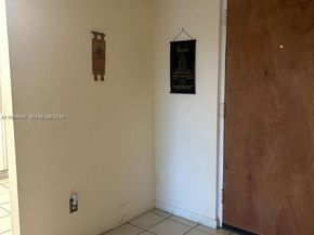 2840 Somerset Dr 400M, Lauderdale Lakes FL 33311