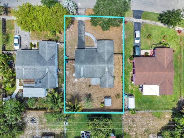 3830 NW 7th Ct, Lauderhill FL 33311