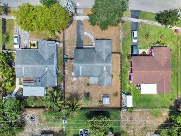 3830 NW 7th Ct, Lauderhill FL 33311