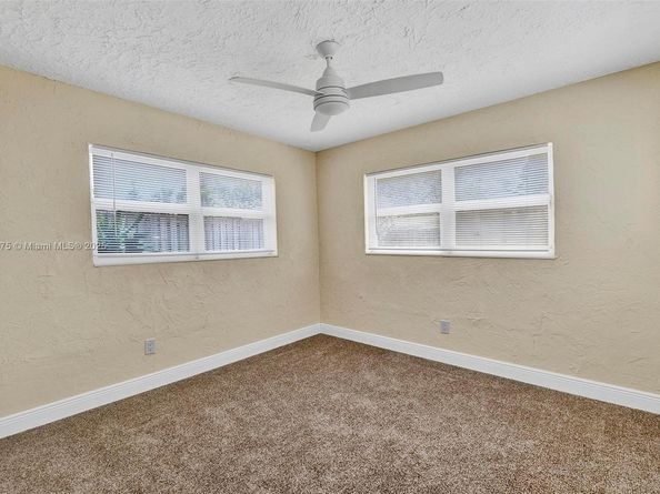 3830 NW 7th Ct, Lauderhill FL 33311