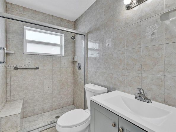 3830 NW 7th Ct, Lauderhill FL 33311
