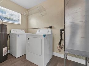 3830 NW 7th Ct, Lauderhill FL 33311
