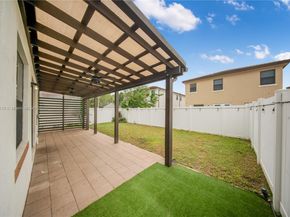 10521 W 35th Way, Hialeah FL 33018
