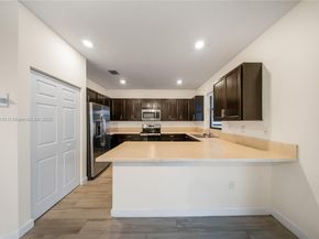 10521 W 35th Way, Hialeah FL 33018
