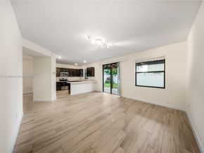 10521 W 35th Way, Hialeah FL 33018