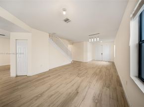 10521 W 35th Way, Hialeah FL 33018