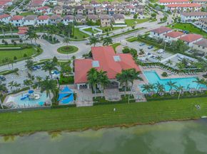 10521 W 35th Way, Hialeah FL 33018