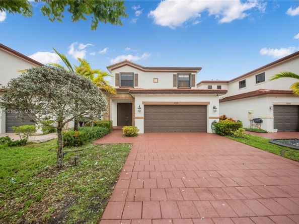 10521 W 35th Way, Hialeah FL 33018