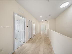 10521 W 35th Way, Hialeah FL 33018