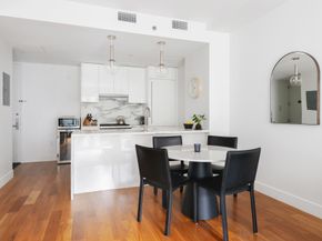 427 East 90th Street 4C, New York NY 10128