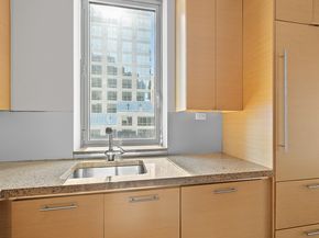 1600 Broadway 20A, New York NY 10019