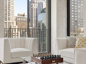 16 West 40th Street 20B, New York NY 10018