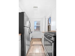 200 East 84th Street 10H, New York NY 10028