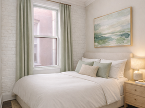 327 West 11th Street 5R, New York NY 10014