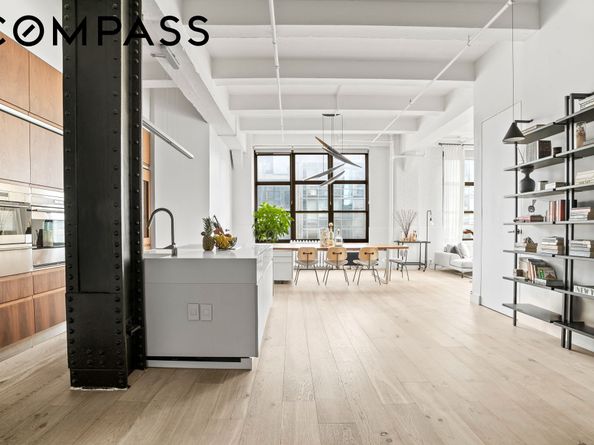 448 West 37th Street 8C, New York NY 10018