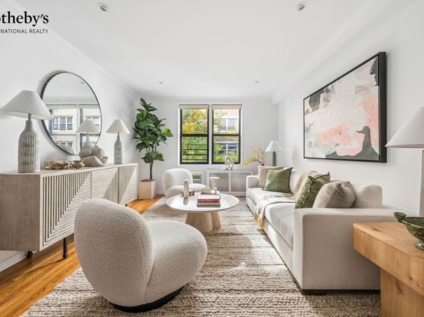 211 East 18th Street 3M, New York NY 10003