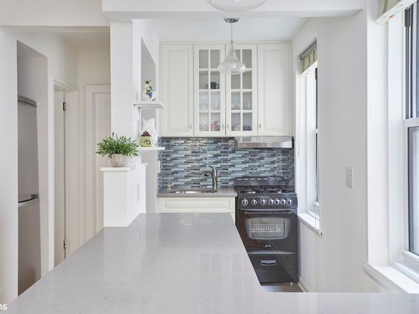 30 Monroe Place 1F, Brooklyn NY 11201