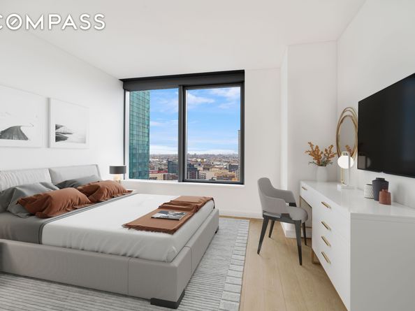 3 Court Square 2911, Queens NY 11101