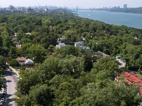 5700 Arlington Avenue 21R, Bronx NY 10471