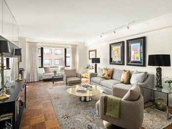 50 Sutton Place S
