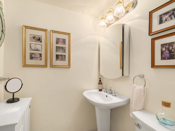 50 Sutton Place S 14K, New York NY 10022