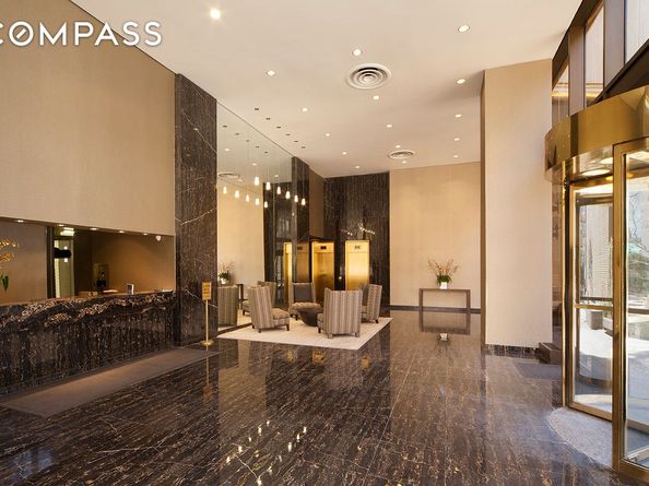 167 East 61st Street 20D, New York NY 10065