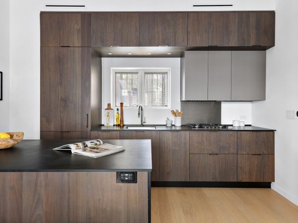 128 East 38th Street 1, New York NY 10016