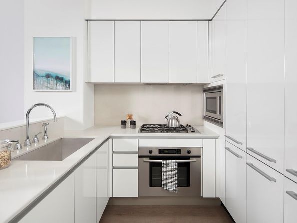 25 Broad Street 11G, New York NY 10004