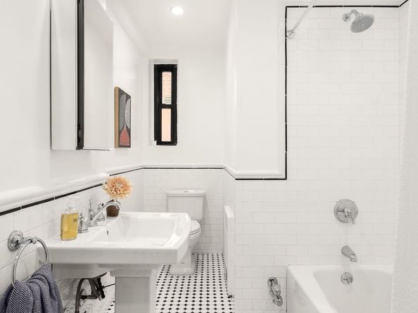 20 Plaza Street E F23, Brooklyn NY 11238