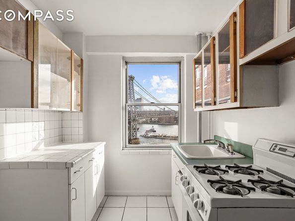 473 Fdr Drive K1401, New York NY 10002