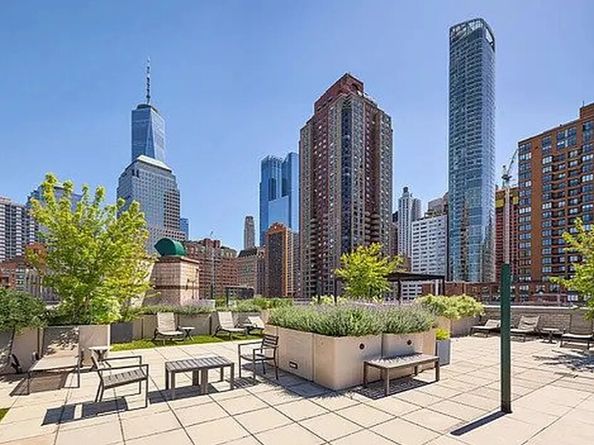 21 South End Avenue 623, New York NY 10280