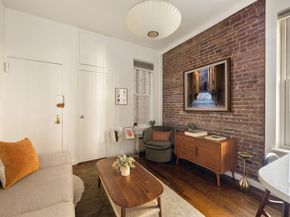 345 West 21st Street 2B, New York NY 10011