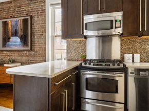345 West 21st Street 2B, New York NY 10011