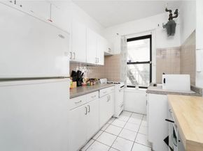 21-67 33rd Street 3A, Queens NY 11105