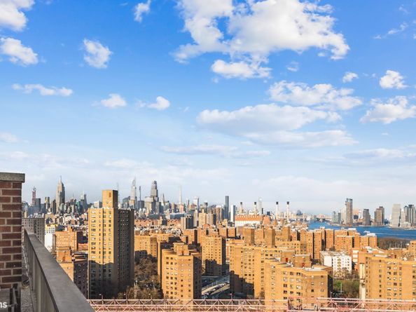 568 Grand Street J2004, New York NY 10002