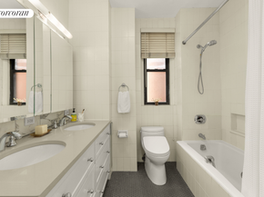 21 East 10th Street 2DE, New York NY 10003