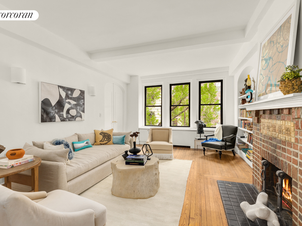 21 East 10th Street 2DE, New York NY 10003