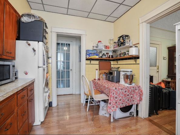 60-46 Putnam Avenue, Queens NY 11385
