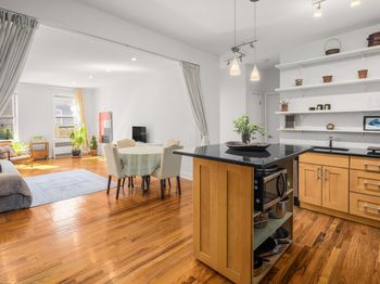 868 East 7th Street